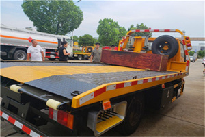 酉阳附近拖车电话号码服务